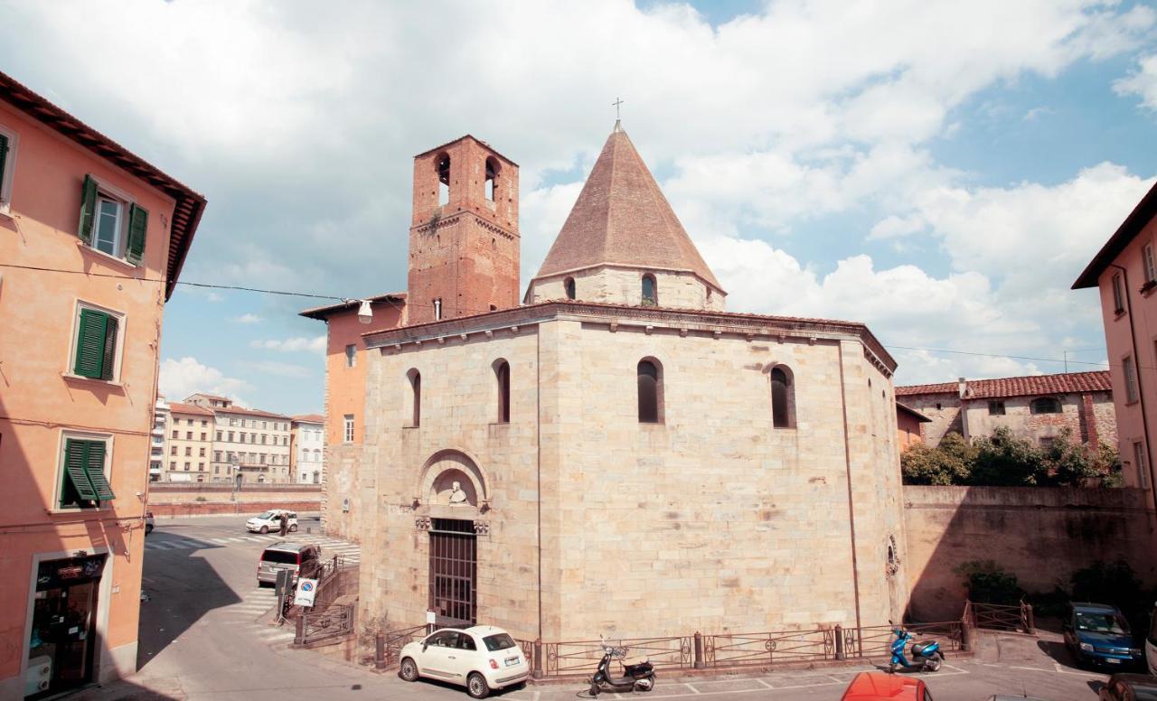 Almadelena Guest House Pisa Exterior photo