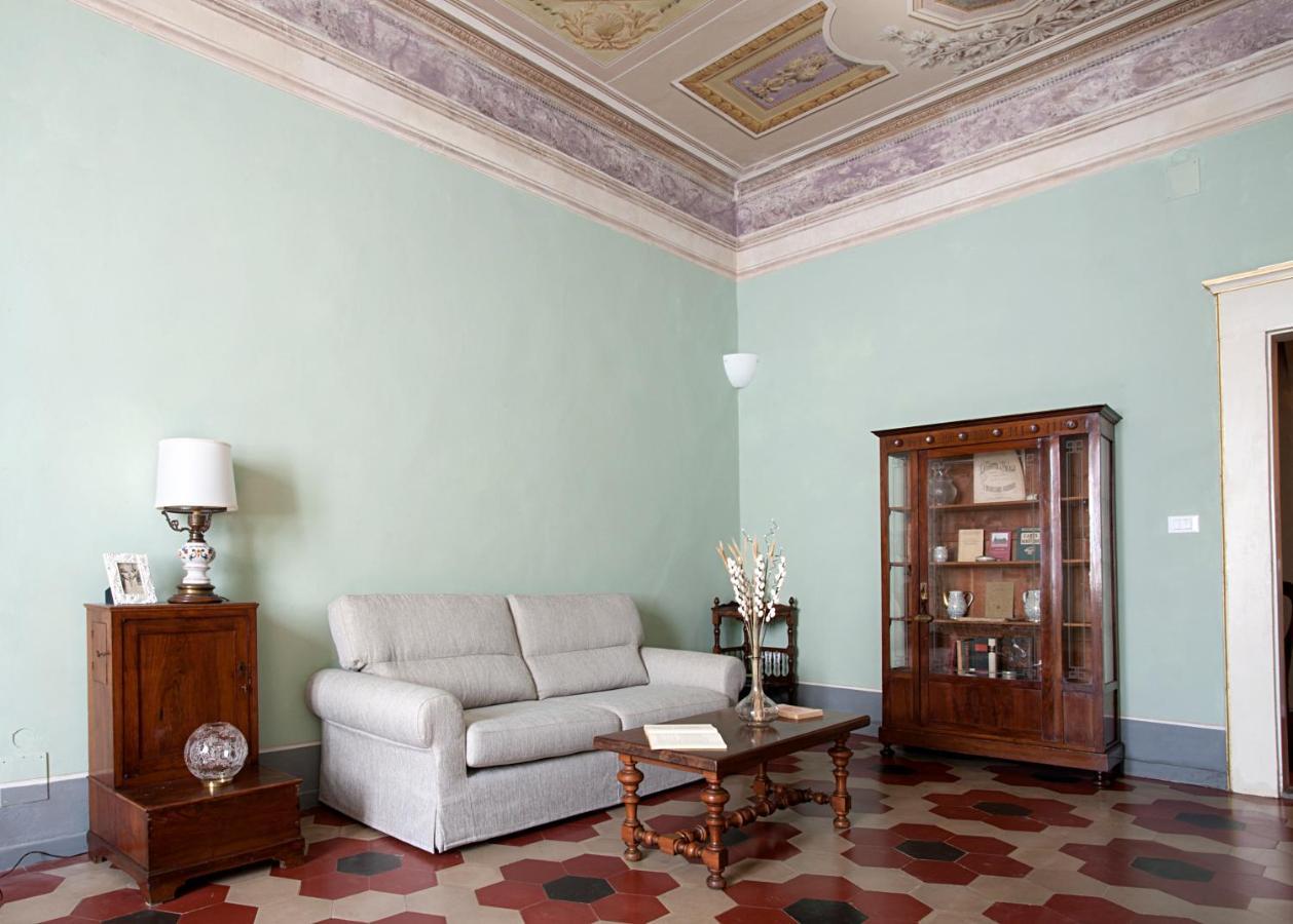 Almadelena Guest House Pisa Exterior photo